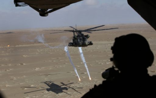 Die CH-53 im scharfen Schuss (Quelle: Luftwaffe/Michael Seidel)