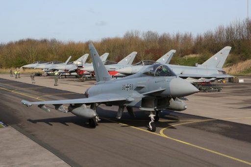 Eurofighter des TaktLwG 31“B“ rollt zum Start (Quelle: Luftwaffe/Ulrich Metternich)