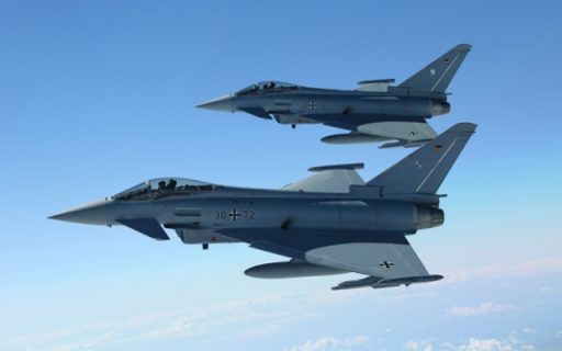 Als Alarmrotte sichern Eurofighter den Luftraum über Estland. (Quelle: Luftwaffe/Ulrich Metternich)