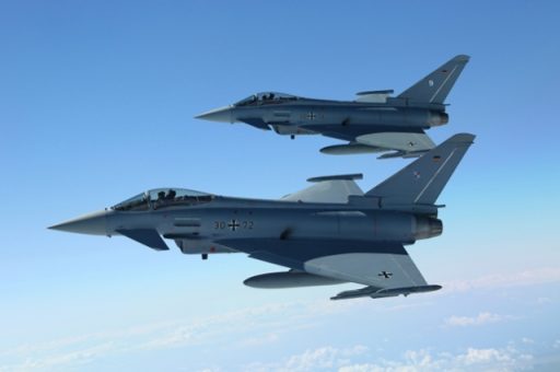 Als Alarmrotte sichern Eurofighter den Luftraum über Estland. (Quelle: Luftwaffe/Ulrich Metternich)