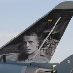 © Luftwaffe/Ulrich Metternich Fliegerass Oswald Boelcke auf dem Seitenleitwerk eines Eurofighters.