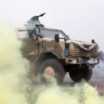 Das geschützte Fahrzeug „Dingo“ nach einer simulierten Ansprengung. (Quelle: Luftwaffe/Susanne Hähnel)