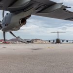 Neben den deutschen A400M sind auch französische Transportmaschinen gleichen Typs vor Ort. (Quelle: Luftwaffe/Johannes Heyn)