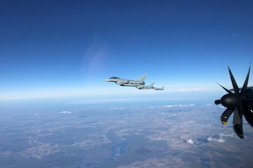 Vierfache Premiere im Luftraum über Estland