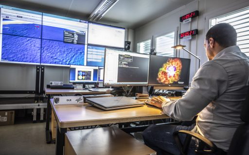 Hier werden im kommenden Jahr die GESTRA-Daten verarbeitet: Die Operationszentrale des Weltraumlagezentrums.