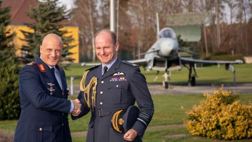 Der Chef der Royal Air Force besucht das Kommando Luftwaffe