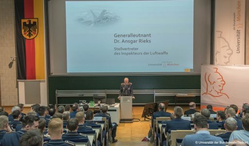 Aeronautical Engineering – Jet-Quartett macht den Anfang