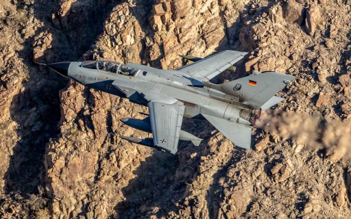 Alaska fast auf Augenhöhe. Tornados im Tiefflug bei Pacific Skies